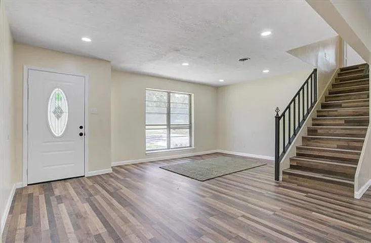 4327 McFarland Cir — Photo 16