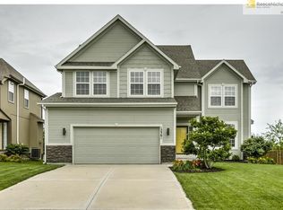 12361 S Crestone St, Olathe, KS 66061