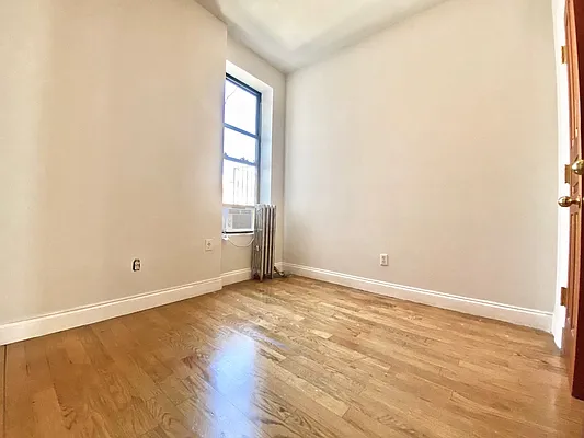 Rented by Maz Group NY | media 29