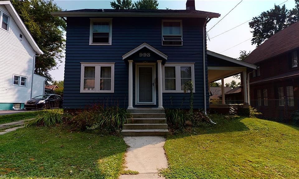 1st image of 998 Amelia Ave