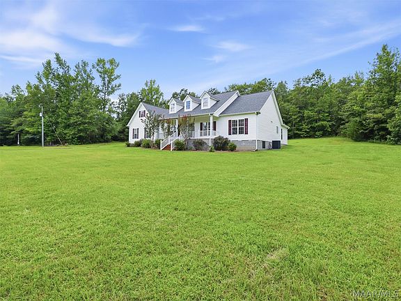 3rd image of 141 County Road 68 Rd E