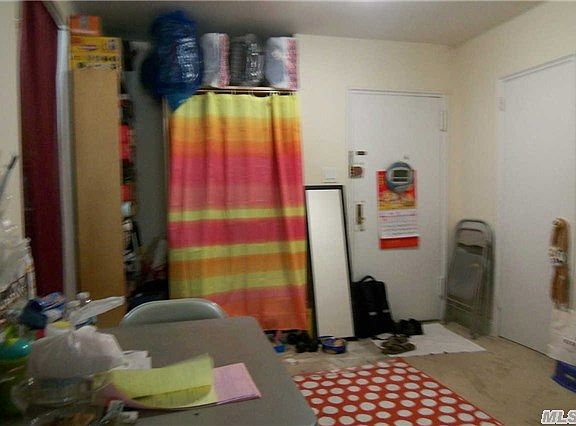 3rd image of 8420 51st Ave APT 3C