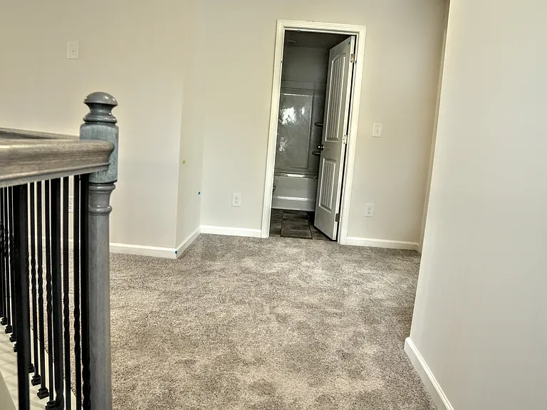 79 Pineview Dr — Photo 42