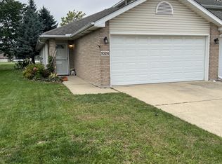 1024 Wildflower Ln, Dyer, IN 46311