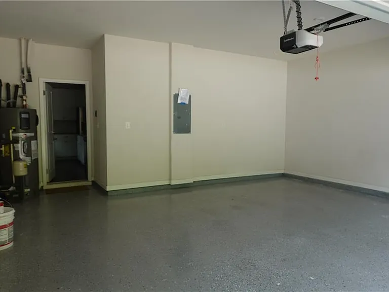 2719 Morgan Spring Trl — Photo 27