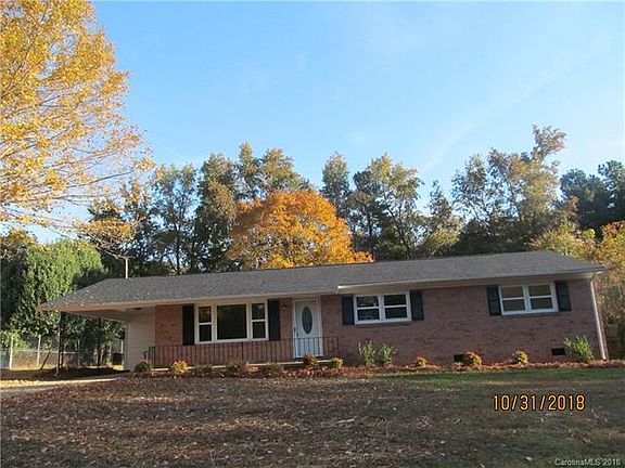 5th image of 2626 Fairgreen Dr