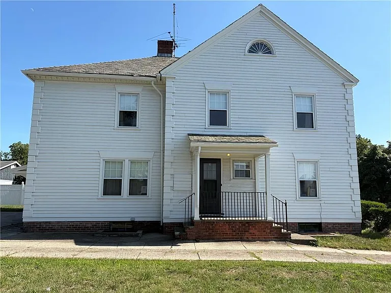 36 Underwood St — Photo 47