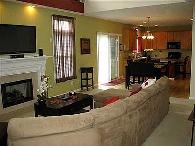 3rd image of 8258 Iris Dr