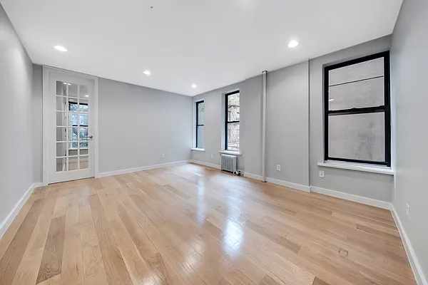 Rented by Corcoran | media 11