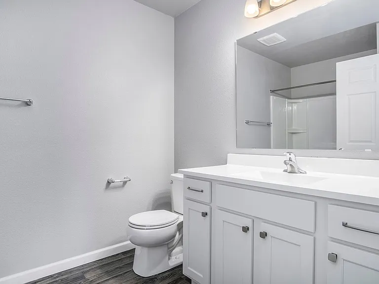 611 W Marion St #8 — Photo 15