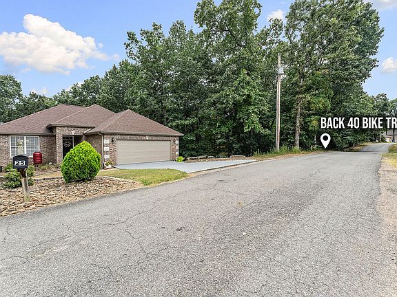 5th image of 25 Merritt Cir