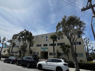 2402 3rd St APT 301, Santa Monica, CA 90405