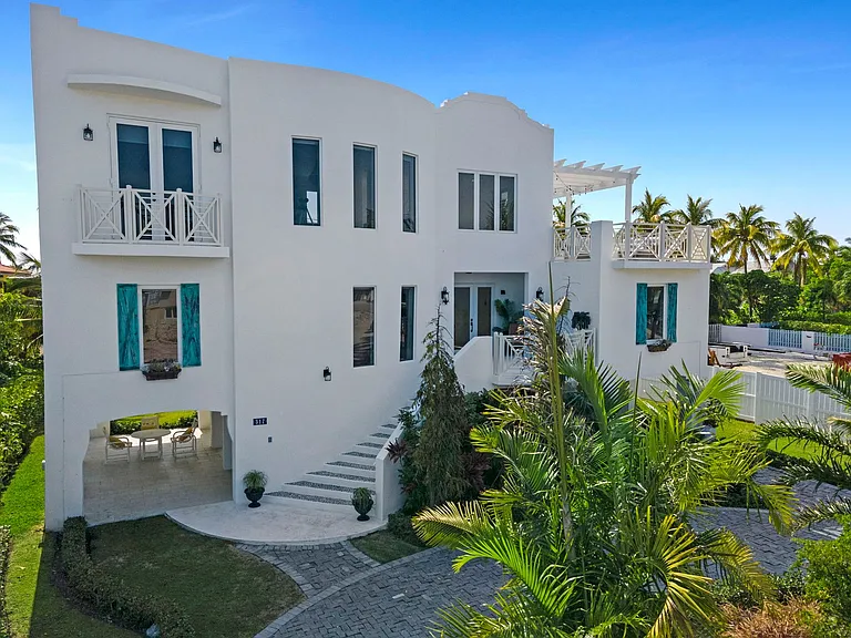 317 E Seaview Cir — Photo 11