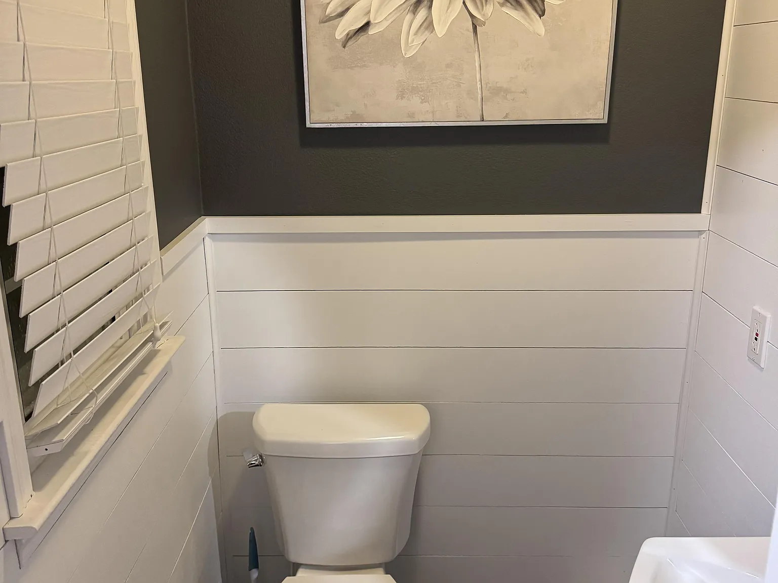 4 bed, 3.0 bath, 2500 sqft, $1,364 — Photo 4