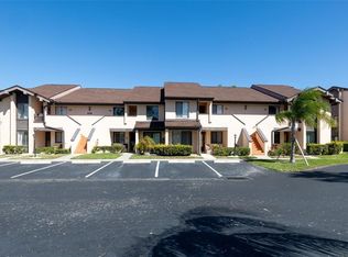 6211 Timber Lake Dr UNIT B9, Sarasota, FL 34243