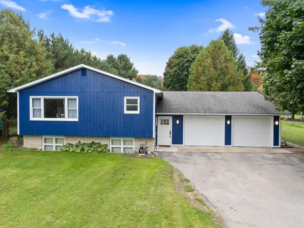 183 S M 75, Boyne City, MI 49712