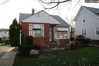 1st image of 372 E 324th St