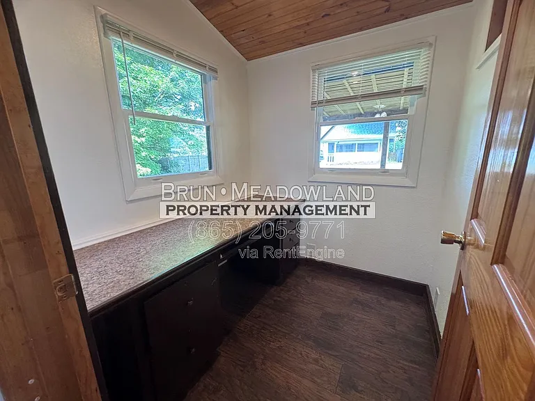 132 Henry Ave — Photo 8