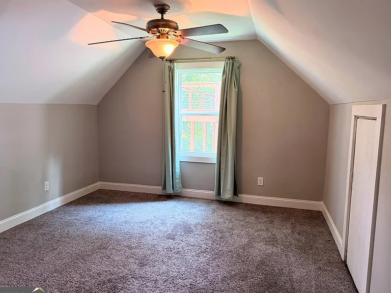 2561 Sylvan Rd — Photo 11