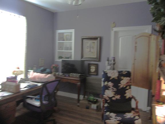 5th image of 342 Pea Ridge Rd