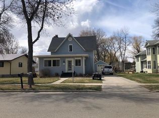 615 Code Ave S, Park River, ND 58270