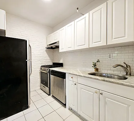 Rented by Kleier Residential | media 9