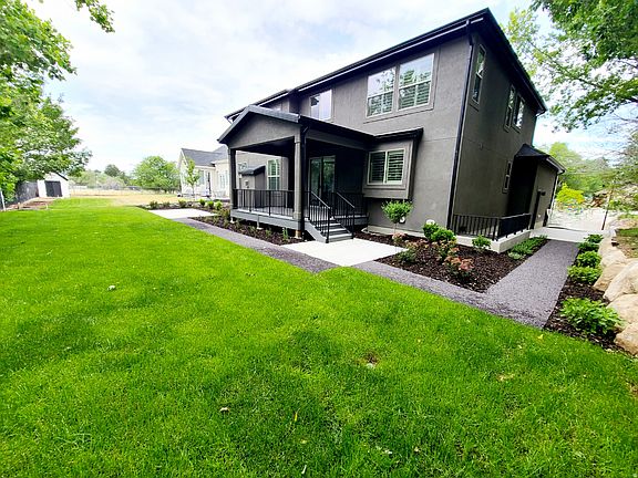 4th image of 2724 E Mount Jordan Rd