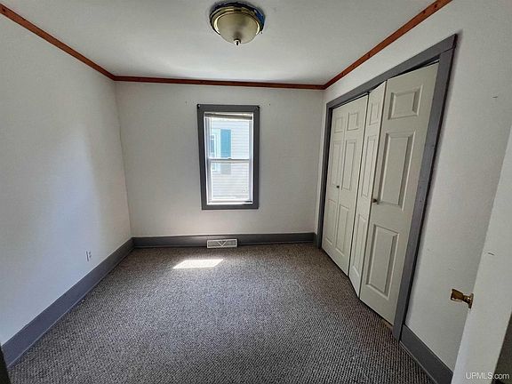 5th image of 529 Henford Ave