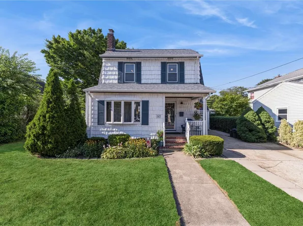 143 Magnolia Avenue, Floral Park, NY 11001