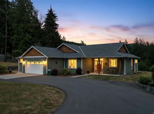 3031 Phillips Rd, Sooke, BC V9Z 1K7