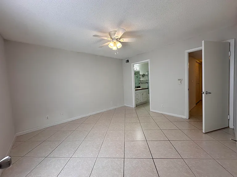 815 W Boynton Beach Blvd #16104 — Photo 9