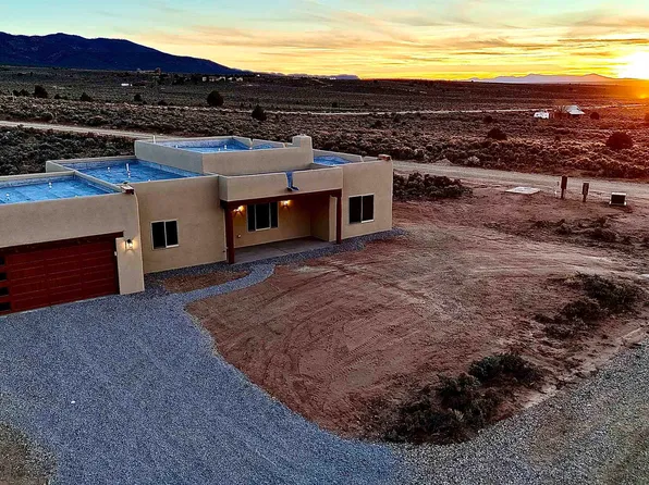 14 Desert Flower, Ranchos De Taos, NM 87557