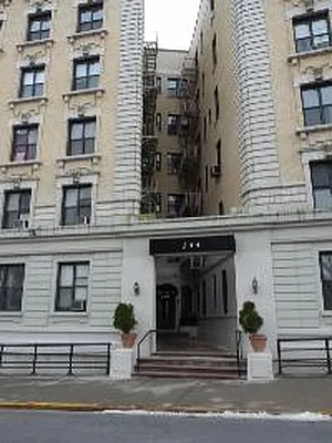 Sold by Citi Habitats | media 13