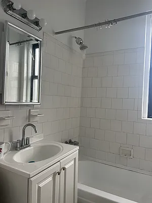Rented by Compass | media 7