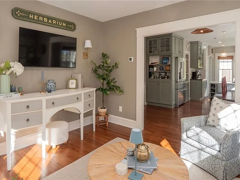26 Vernon Ave — Photo 11