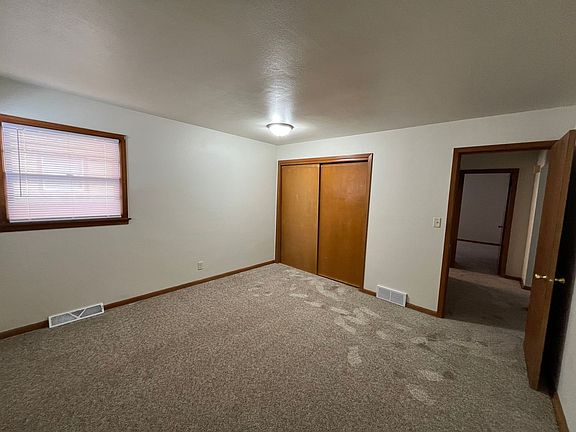 4th image of 2511-2513 Holmes St #2511