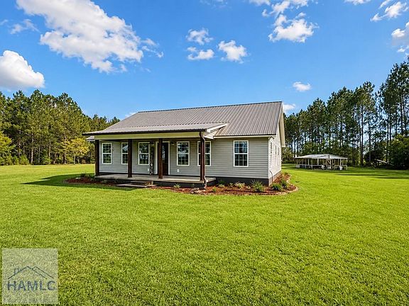 3rd image of 3607 Troy Rd