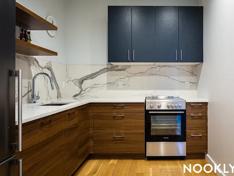 45-57 Davis St #811 — Photo 5