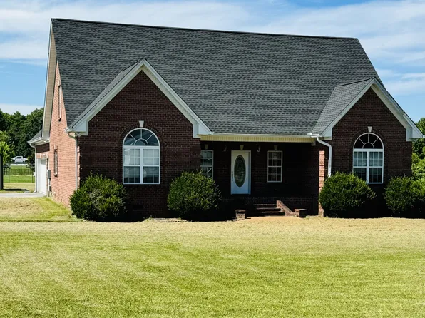 8603 Red Boiling Springs Rd, Lafayette, TN 37083