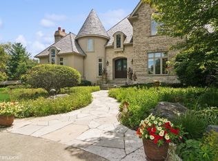 5881 Teal Ln, Long Grove, IL 60047