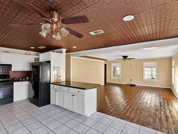 3rd image of 3136 Aycock Rd