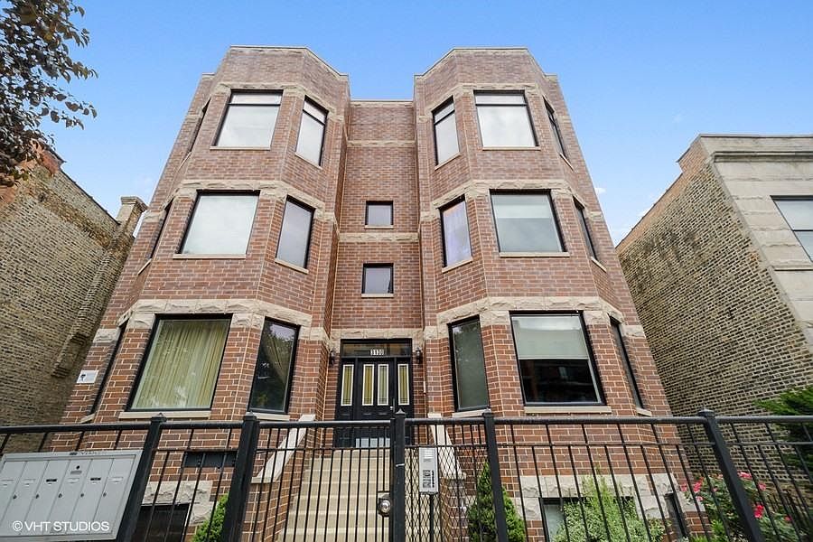 1st image of 3130 W Fullerton Ave APT 2W