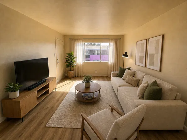 7118 West Blvd #3, Los Angeles, CA 90043