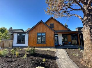 282 W Lundgren Mill Dr, Sisters, OR 97759