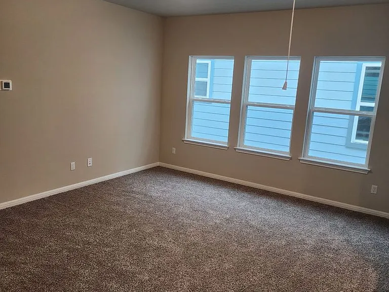 1668 Coral Sunrise Trl — Photo 16