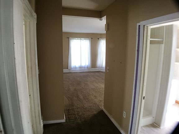 5th image of 617 Logan Ave