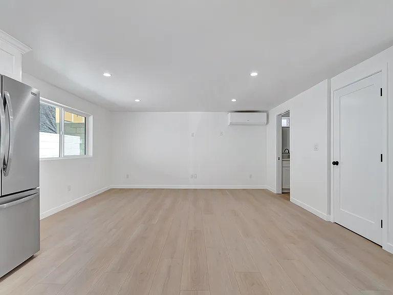 5193 W 20th St #3/4 — Photo 14