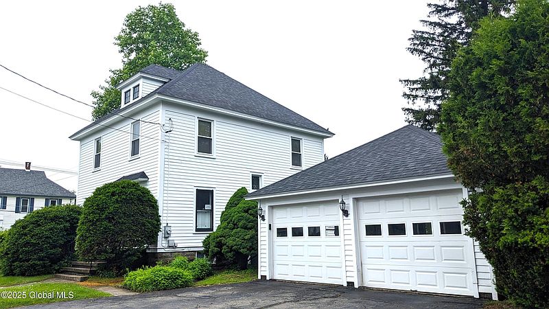 4th image of 101 Prindle Avenue