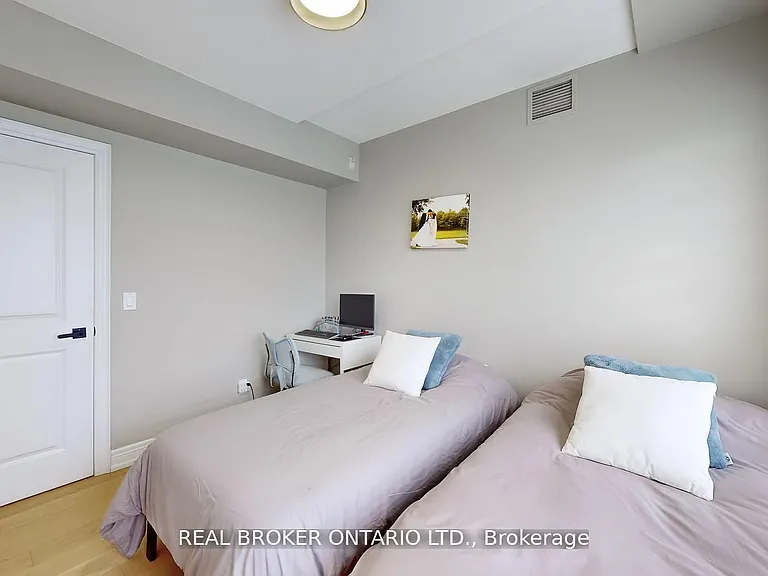 701 Sheppard Ave W #415 — Photo 17