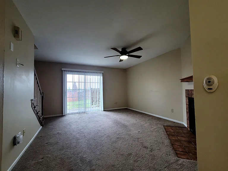 3407 Spanish Villa Dr #1 — Photo 17